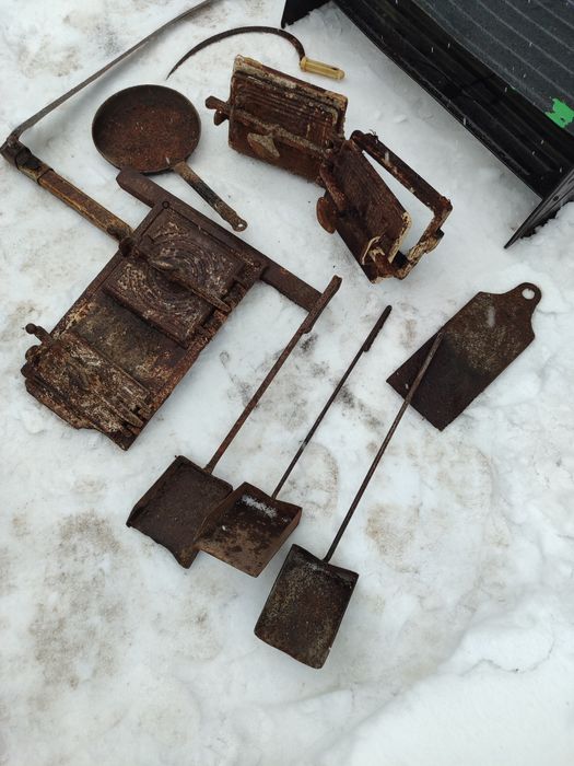 Старі чавунні вироби,топковв дверцята