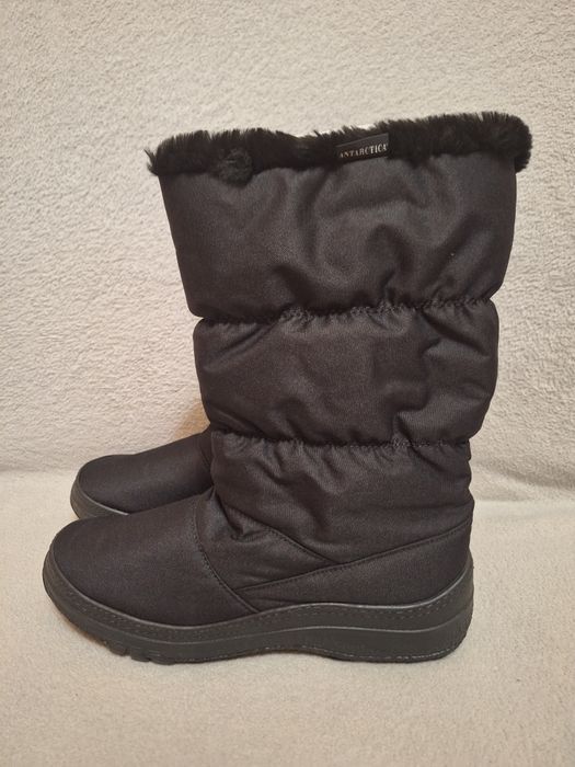 Нові зимові сапожки. Розмір 40.