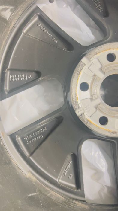 Jantes VW ID.3 18" com pneus de inverno