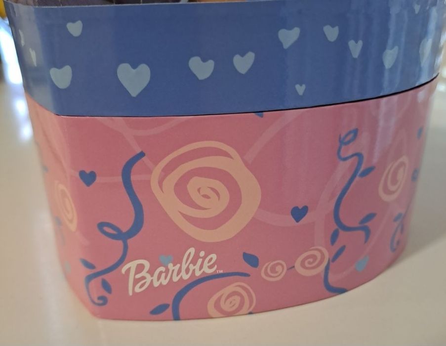 caixa de música da Barbie- NOVA