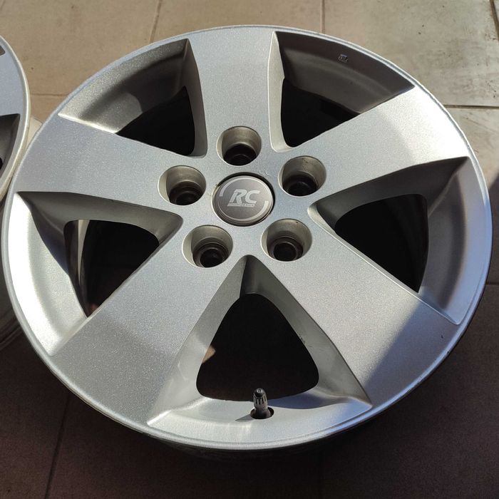 Alufelgi 6,5X17 5X127  ET40 Fiat Freemont  Chrysler  Jeep , super stan