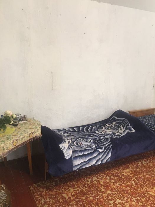 Продається частина будинку , центр