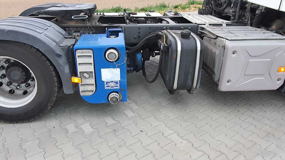 Wynajem Ciągnika Siodłowego Renault T z kompresorem + hydraulika dwuobwodowa
