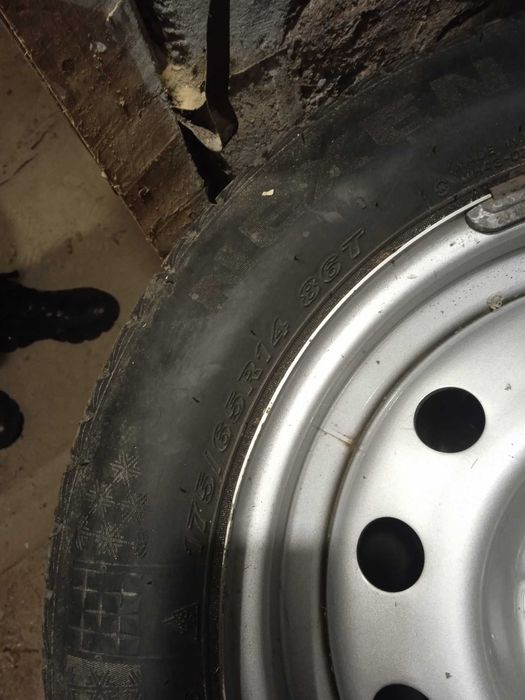 зимові шини з дисками : nexen 175×65×14 -3000, cordiant 175×65×14-2800