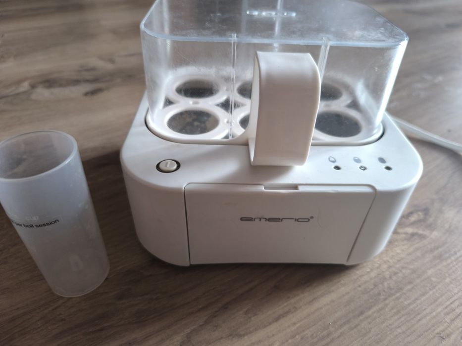 Jajowar urządzenie do gotowania jajek.