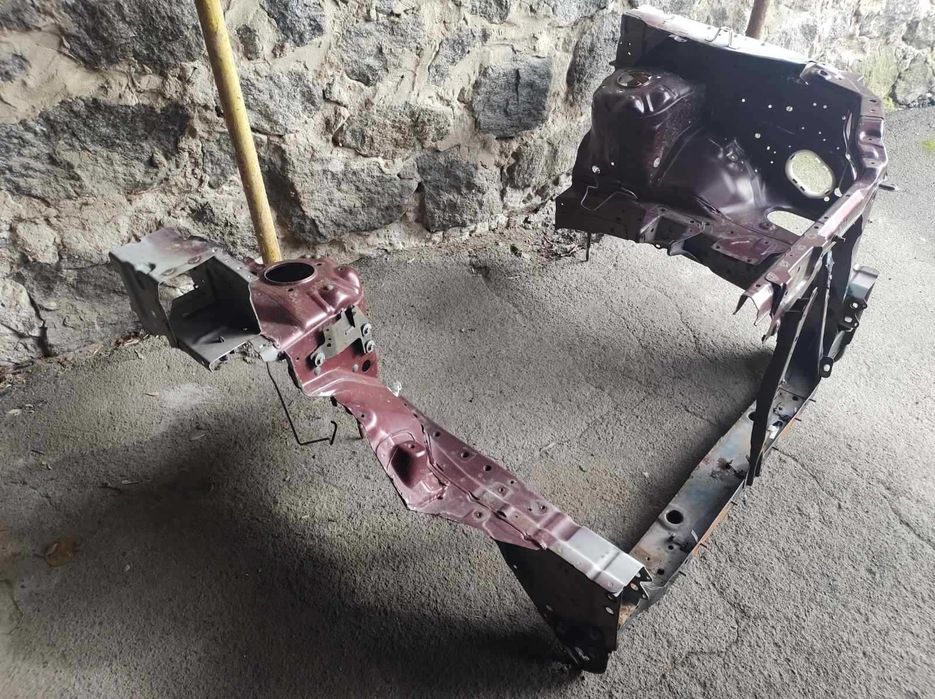 Частина кузову до Ніссан Х-трейл 2003