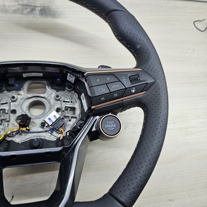 Volante cupra e seat
