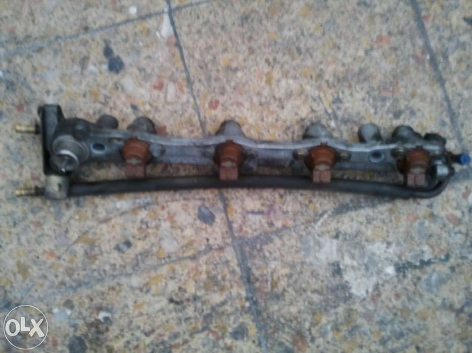 Fiesta 1.25 Alternador, Injectores Tm96OOO1234