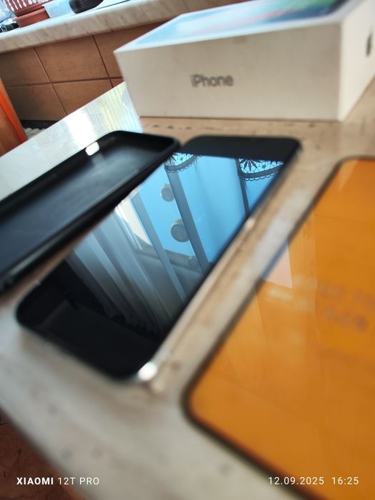 Sprzedam IPHONE X 256gb stan bdb.