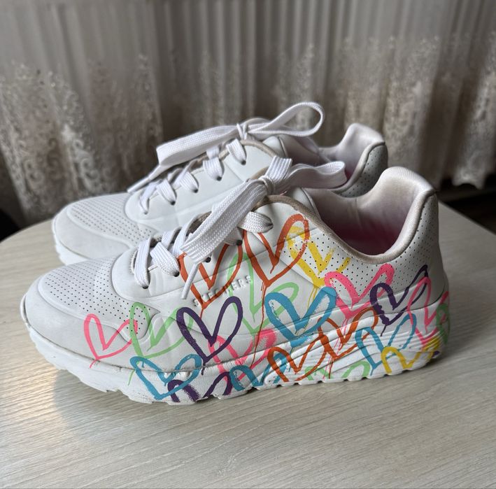 Кросівки Skechers для дівчинки 36 розмір