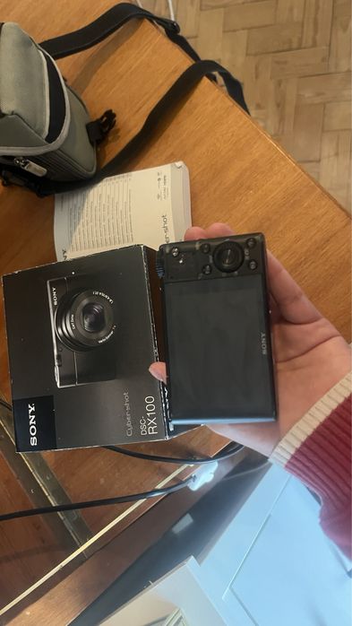 Camera digital sony rx100 Venteira • OLX.pt