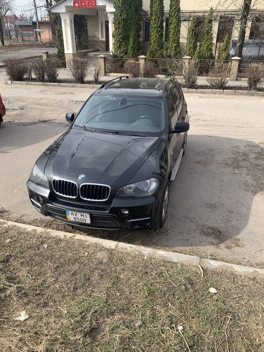 BMW X5 X DRIVE БМВ Х5 2011 пробег нового дв. 64.000км
