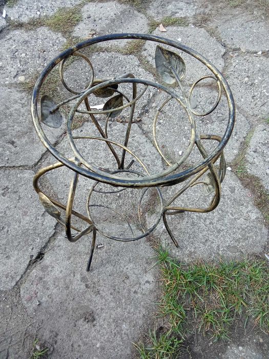 Kwietnik metalowy 49cm złota patyna