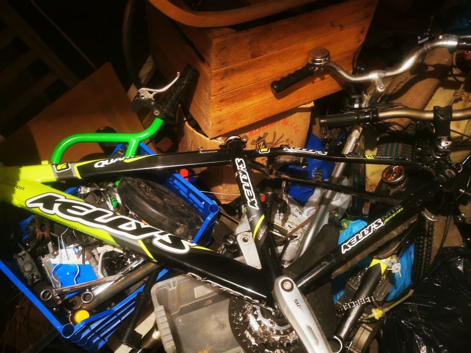 Rama Kellys Quartz 15,5 pod koła 26 shimano gak korby stery