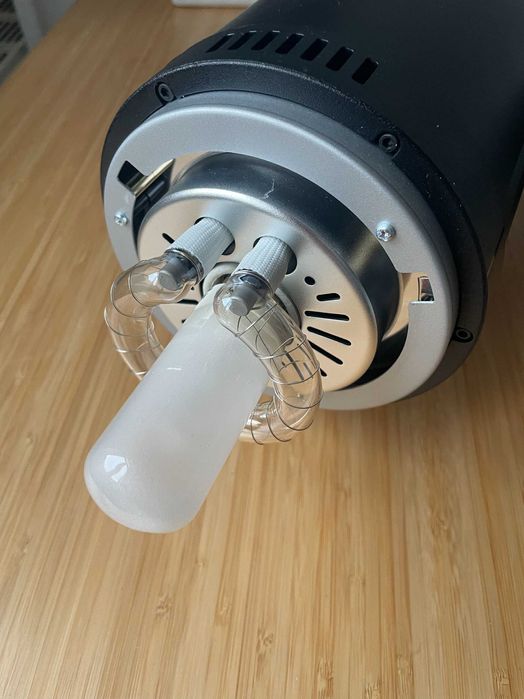 Lampa studyjna Godox DP1000III Bowens 1000Ws Mocna