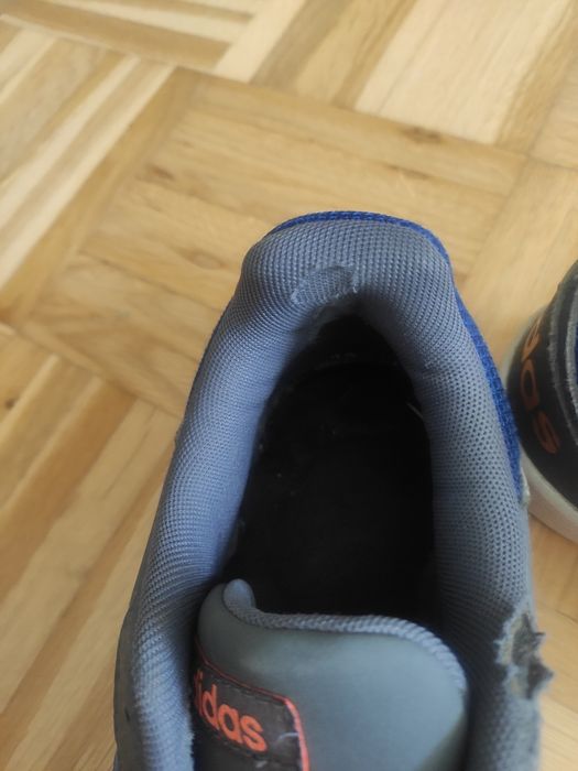 Buty Adidas chłopięce 38