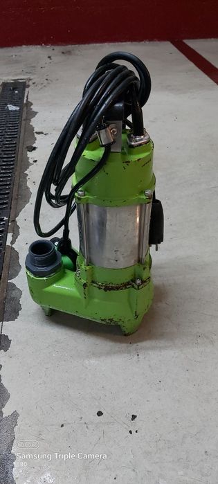 Bomba de água submersivel