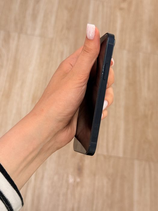 iPhone 13 mini 128 Gb Midnight Black дуже добрий стан