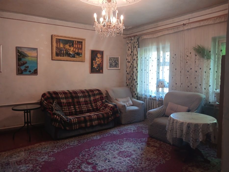 Частина будинку Лялі