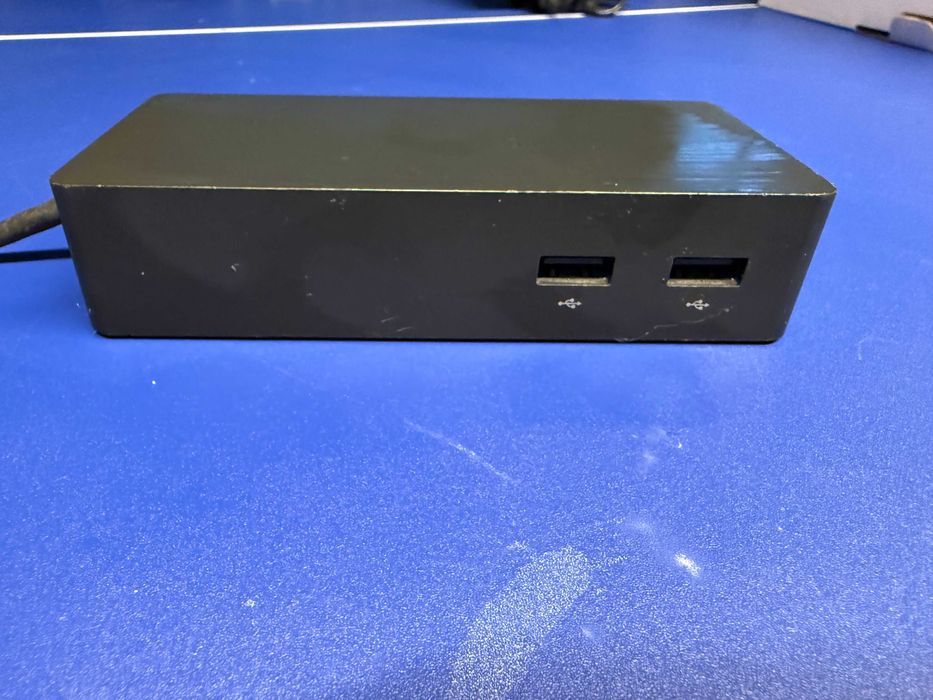 Microsoft Surface 1661 Docking station com Power Supply