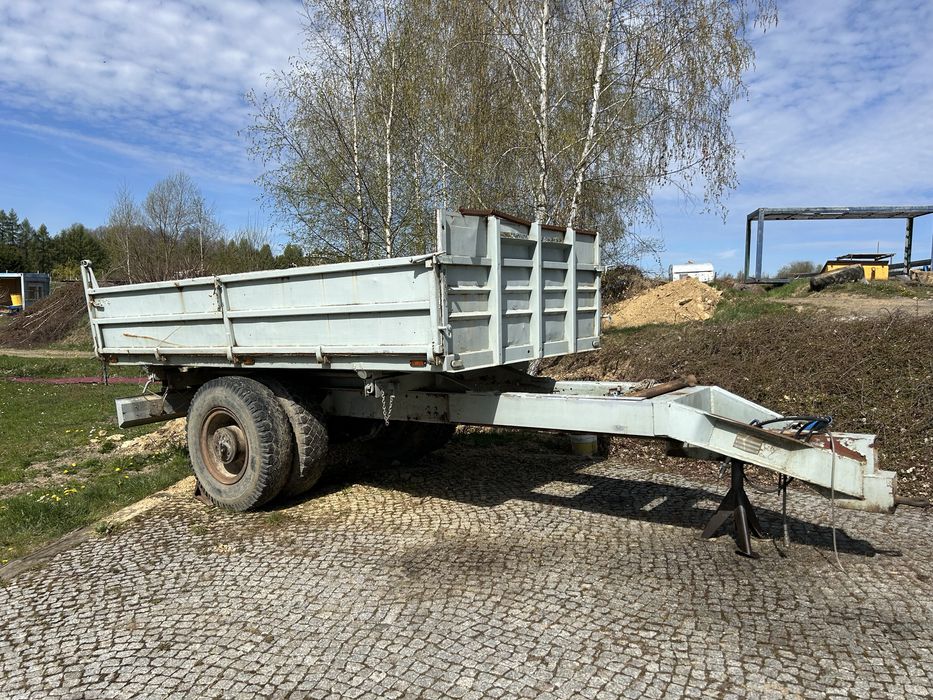 Przyczepa  wywrotka jednoosiowa