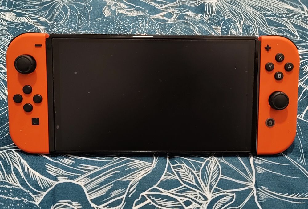 Nintendo Switch OLED Red Edition