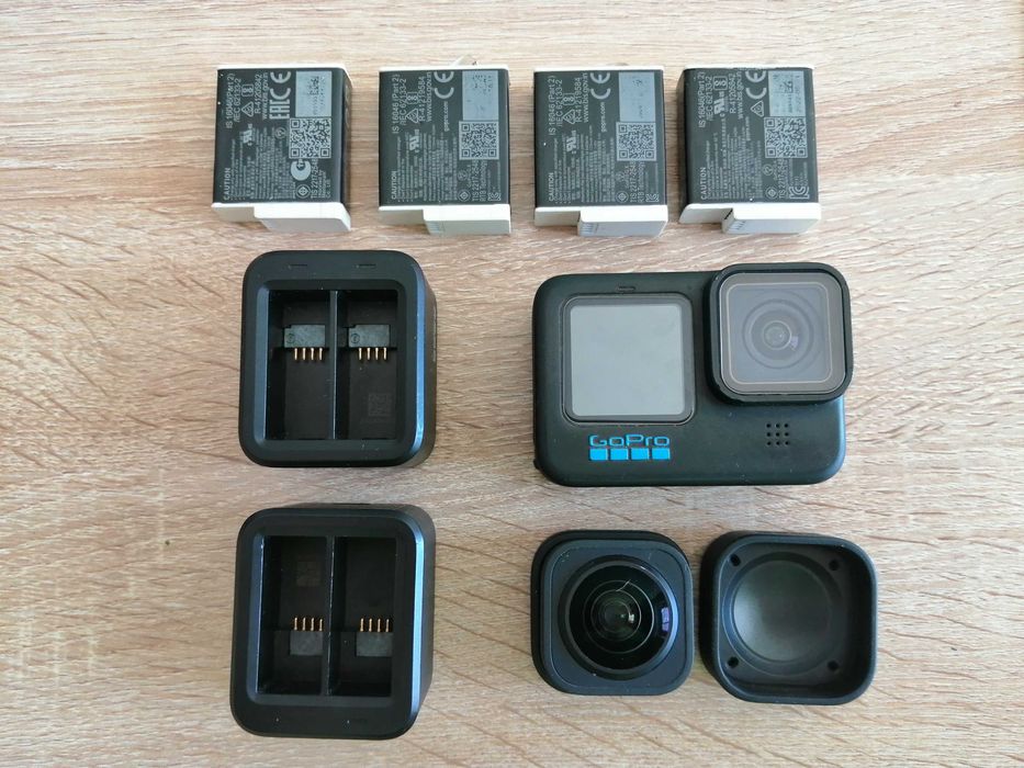 GoPro Hero11 Black com 4 baterias e acessórios