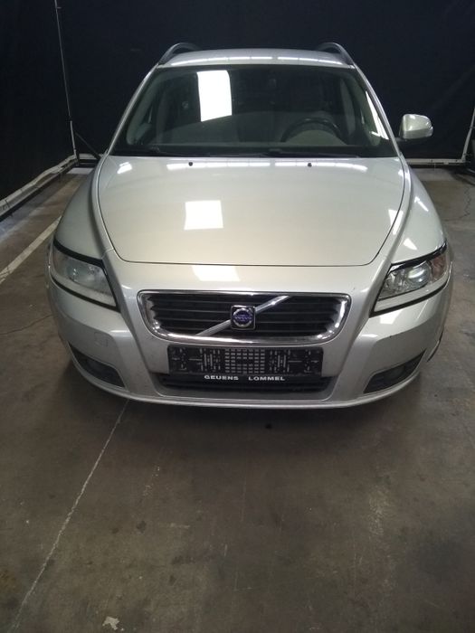 Para peças VOLVO V50 (MW)