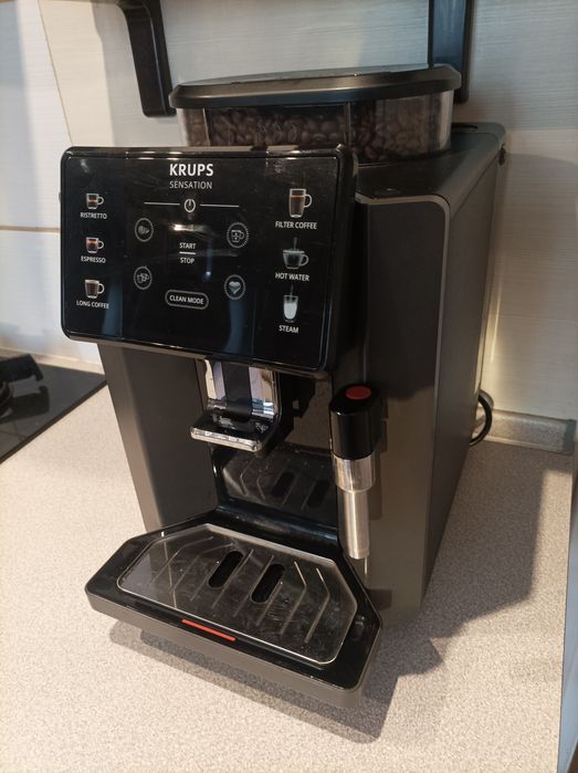 Ekspres ciśnieniowy KRUPS Sensation EA910 nowy model