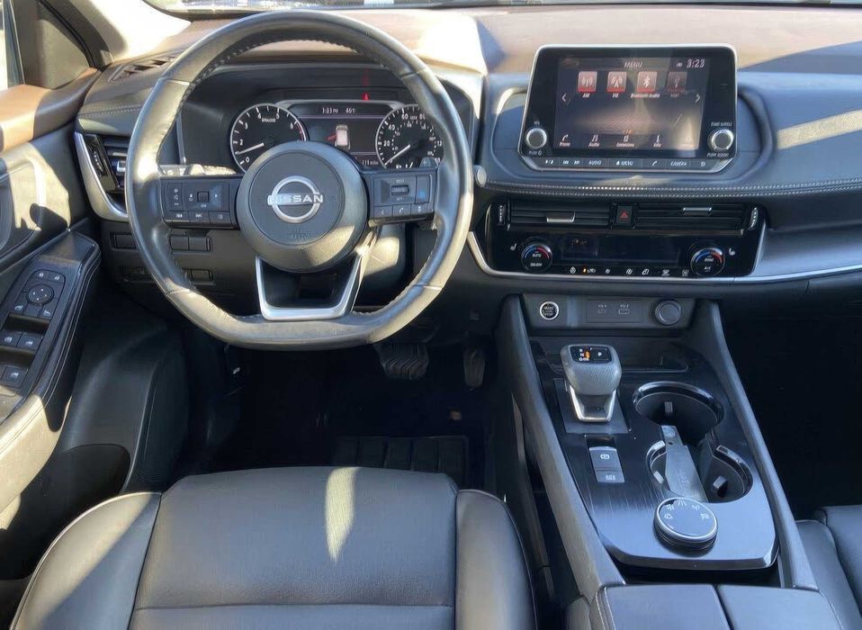 Nissan Rogue SL      2021