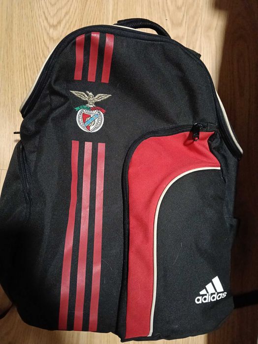 Várias mochilas ótimo preço