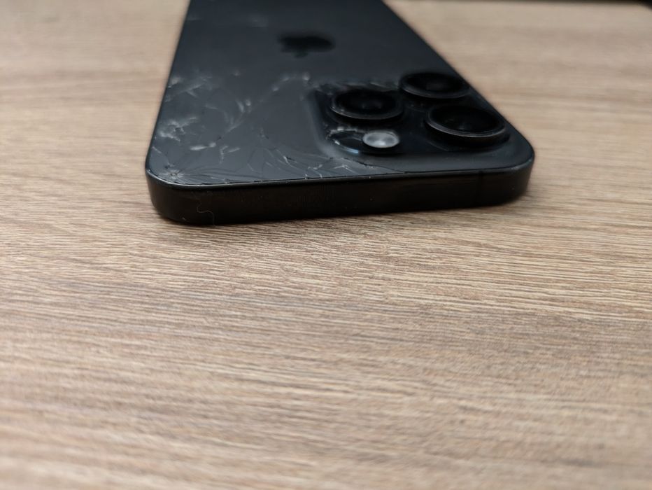 iPhone 15 Pro Max 1 Tb  eSim