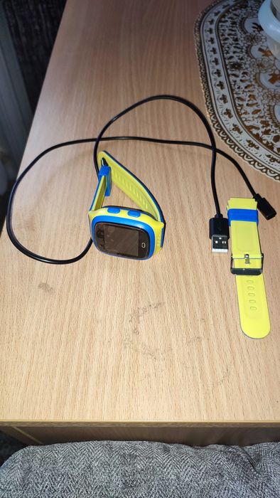 Продам смарт-годинник