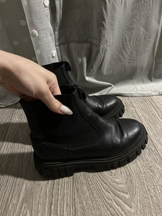 Челсі кросівки стильні