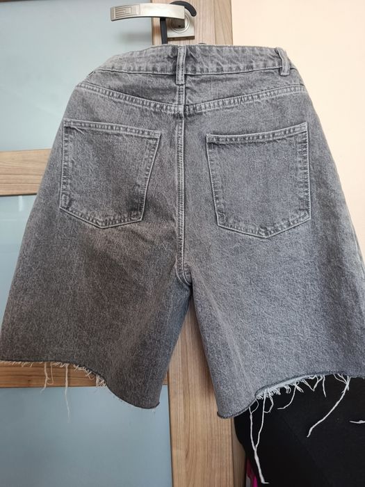 Krótkie spodenki szorty jeansowe damskie