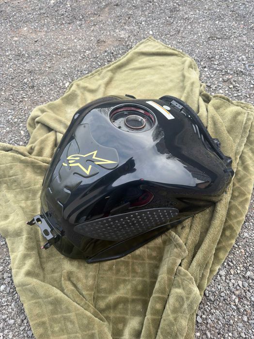 Yamaha FZ1 Bak (lakierowany)