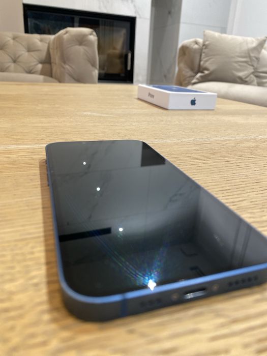 Iphone 13 niebieski