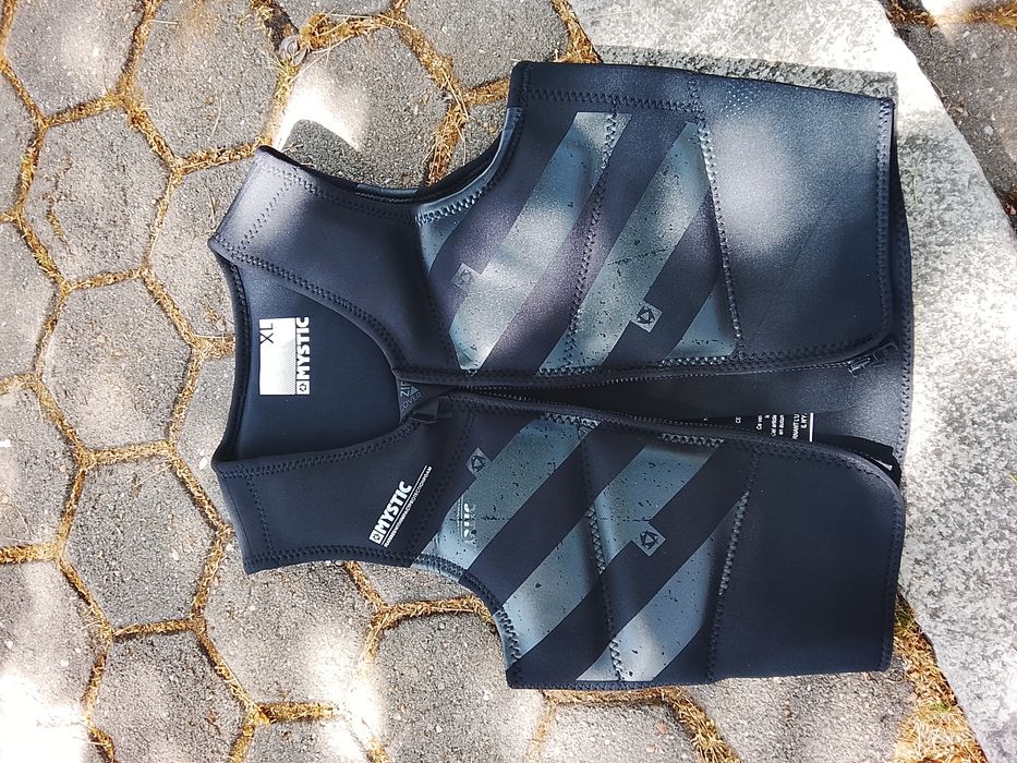 Colete de impacto mystic kitesurf