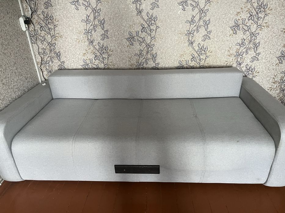 Продам диван в хорошому стані