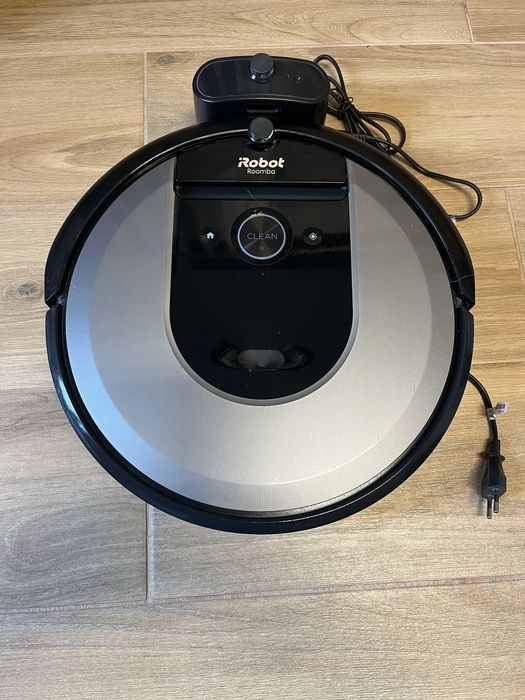 iRobot Roomba i7