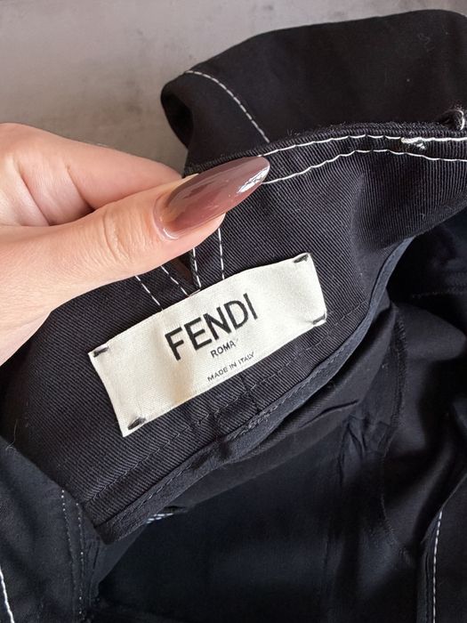 Брюки Fendi б/у