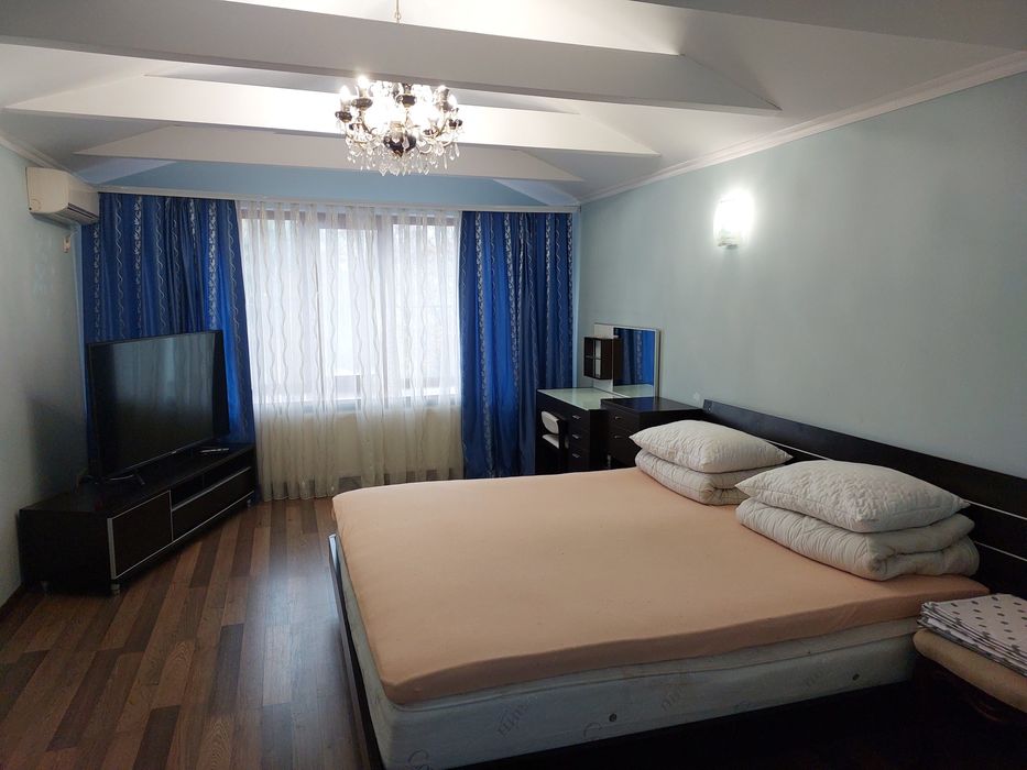 Шикарна квартира подобово