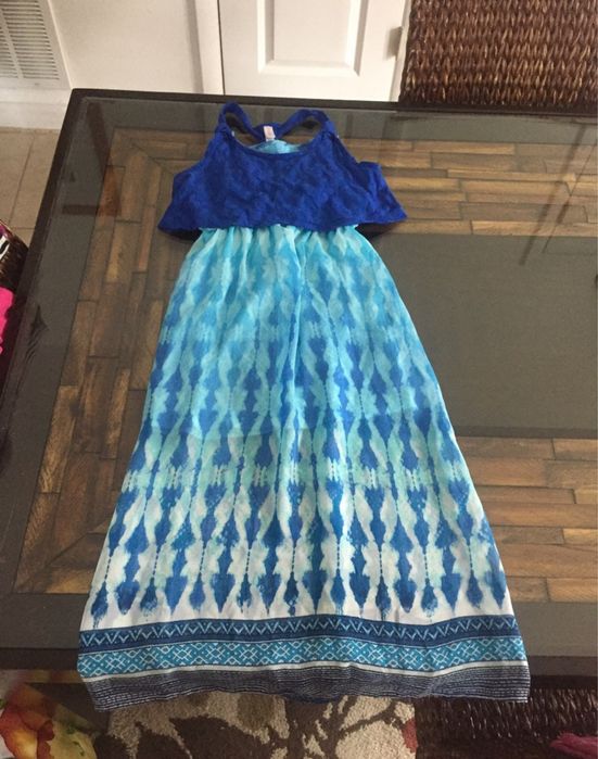 4 vestidos de menina ENVIO GRATIS CTT