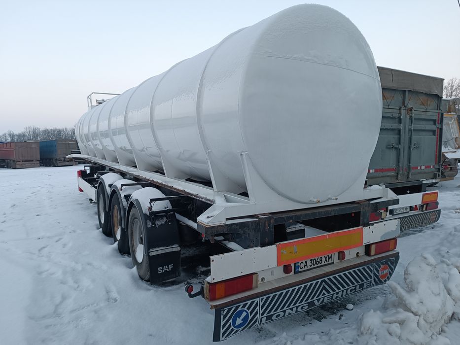 Автоцистерна бочка напівпричіп під олію