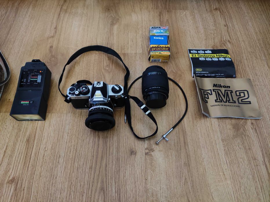 NIKON FM2 Chrome + Acessórios