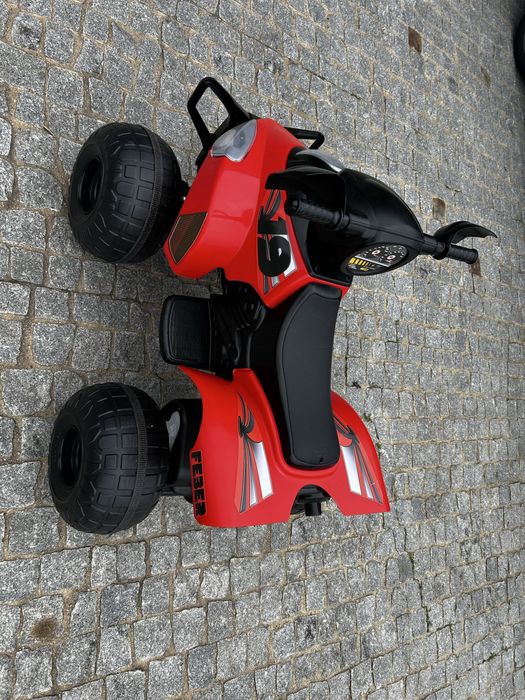 Moto 4 criança FEBER quad motion 12v
