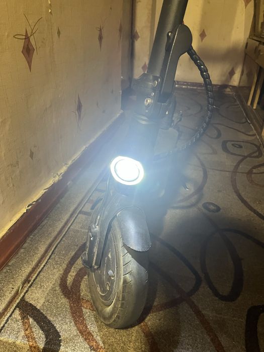 Продаю електро самокат closer E9 MAX