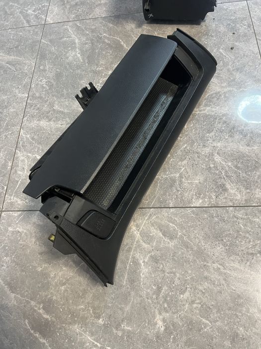 бардачок Toyota RAV 4 2006-2012 розборка