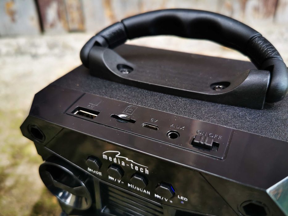 Boombox MP3 Radio Budowlane Wieża Kolumna Głośnik Subwoofer Bluetooth