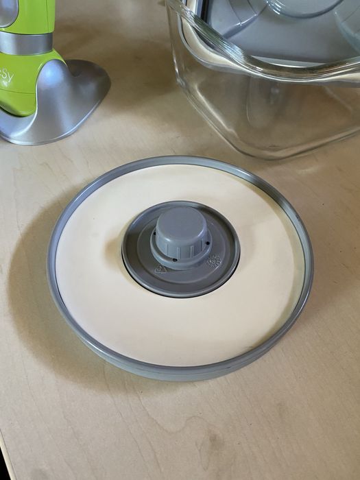 Универсальная крышка VacSy 8-16 Zepter